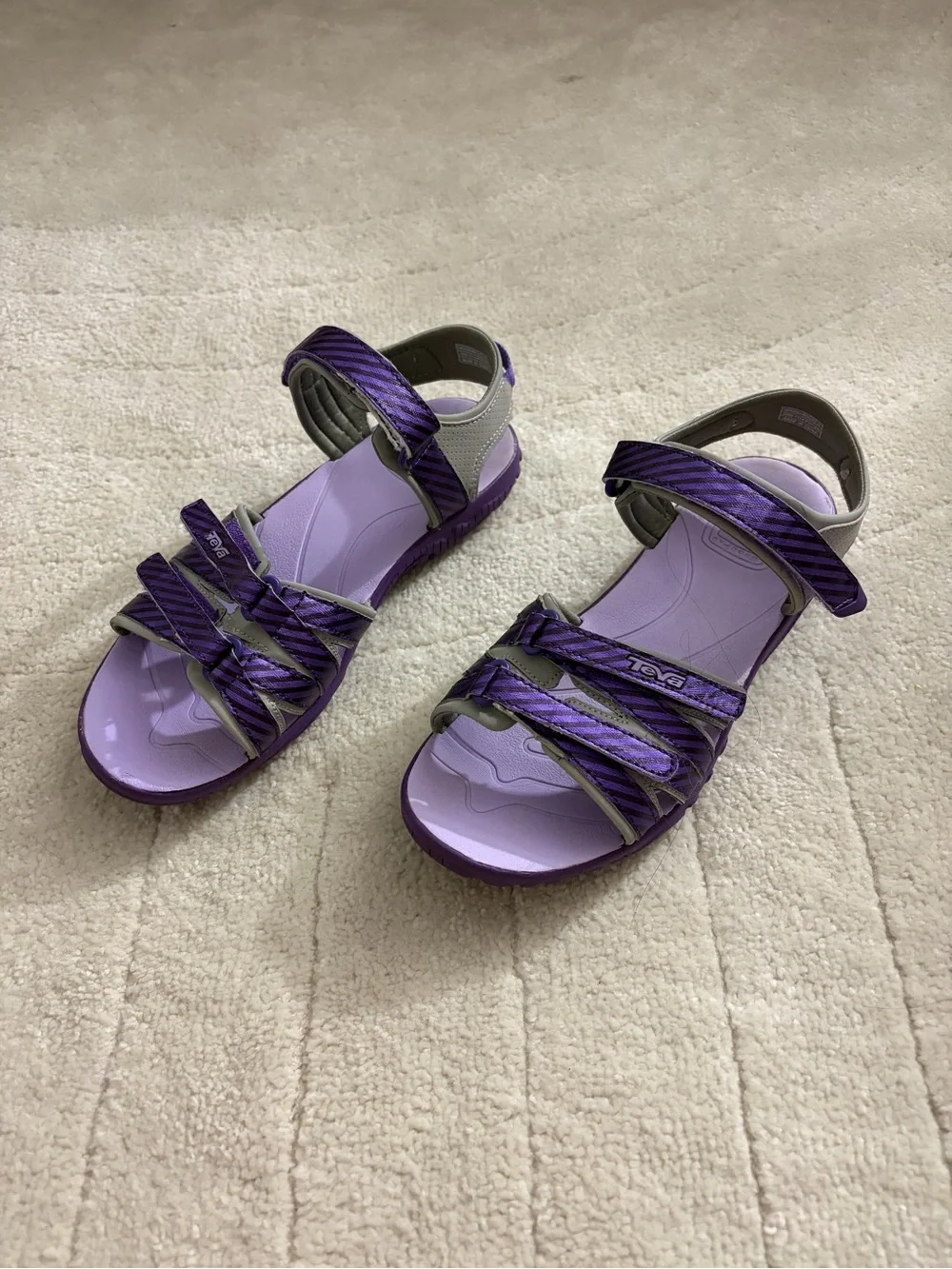 Teva loop outsole